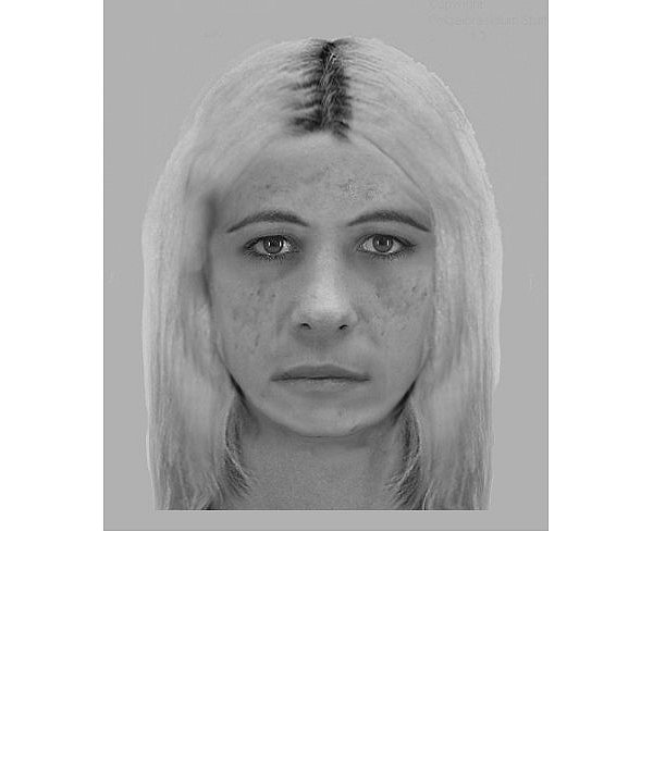 Diese Frau wird noch immer als Zeugin gesucht. - © Polizei