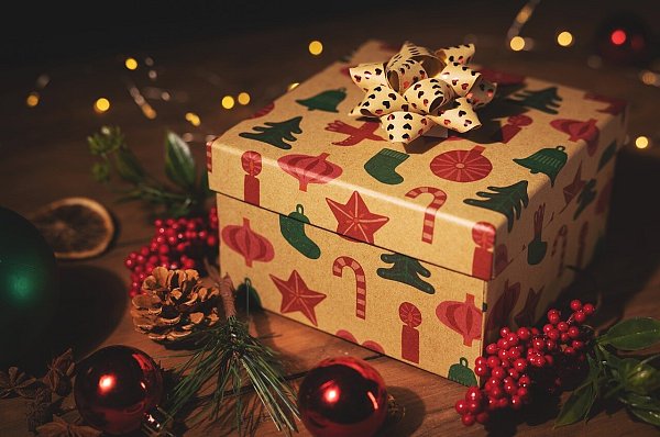 Hilfsbereite Menschen können Bedürftigen mit der Aktion an Weihnachten kleine Wünsche erfüllen. - © Symbolbild/ pixabay/ Ronstik
