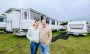 Schausteller-Familie im Kreis Gütersloh lebt in 70 Quadratmeter großem Luxus-Wohnwagen