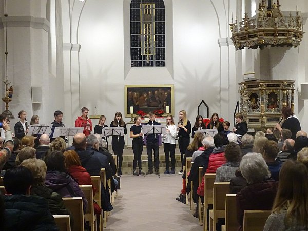 Eine ganz besondere Entdeckung: ein Orchester ausschließlich aus unterschiedlichen Klarinetten gebildet - © Philipp Tenta