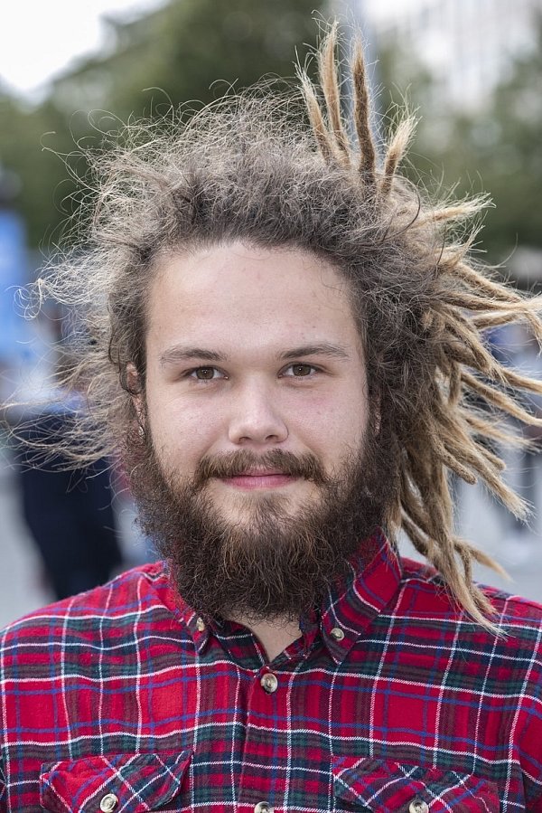 Sebastian Kinne: "Als Kind wollte ich immer einen Vollbart haben. Darum habe ich schon meinen ersten zarten Flaum mit Stolz getragen." - © Jörg Dieckmann