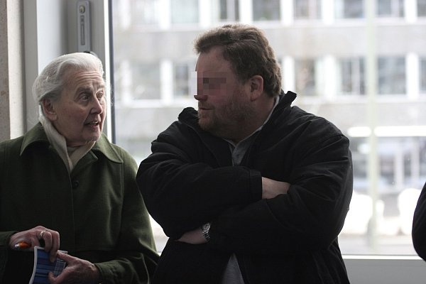 Alte Bekannte: Meinolf Schönborn gemeinsam mit Ursula Haverbeck Wetzel. - © Krause