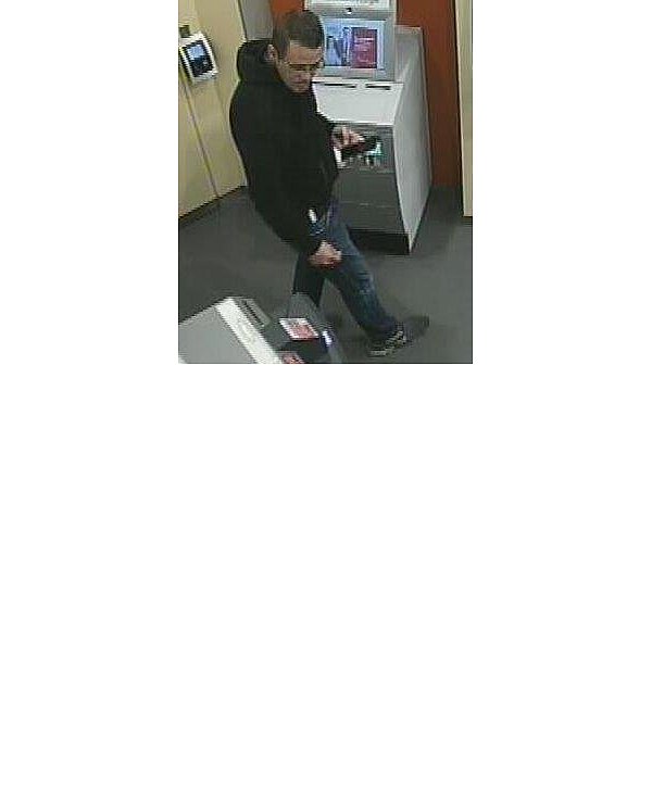 Wer kennt diese Person? - © Polizei Minden-Lübbecke