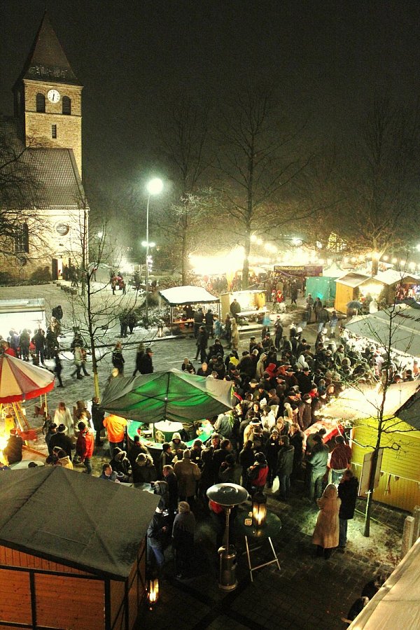 Weihnachtlich: Ob es in diesem Jahr Schnee geben wird auf dem Weihnachtsmarkt in Kirchlengern, können die Organisatoren nicht beeinflussen. Kalt wird es aber auf jeden Fall am kommenden Wochenende.
