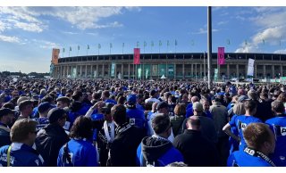 Neue Stellungnahme: Chaos vor DFB-Pokalfinale: Arminia-Fans warten immer noch auf Erklärung