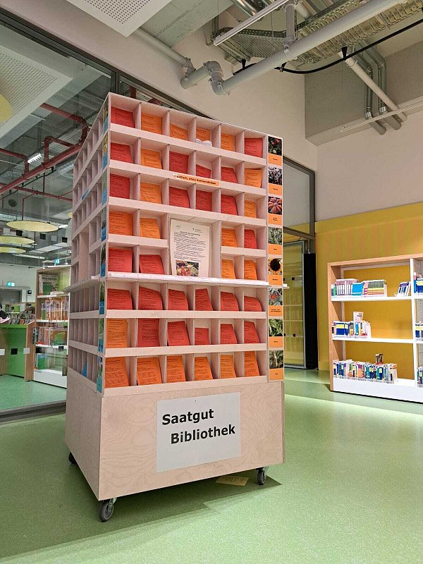 Die Saatgutbibliothek in der Zentralbibliothek in Düsseldorf. - © ---/Zentralbibliothek Düsseldorf/dpa