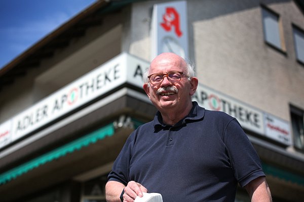 Heinz-Peter Wittmann aus Rödinghausen ist Sprecher der Apothekerschaft im Kreis Herford. - © GERALD DUNKEL