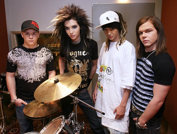 So sahen die Bandmitglieder von Tokio Hotel, Gustav Schaefer (v. l.) Bill Kaulitz, Tom Kaulitz und Georg im Jahr 2007 aus. - © Sebastian Willnow/ddp