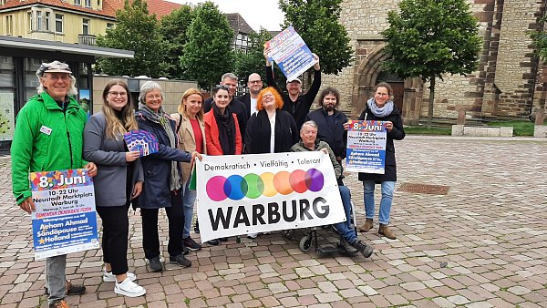 Der "harte Kern" im Orga-Team: Willi Bott (v. l.), Johanna Wiesendahl, Doris Hauck, Andzelika Kassan, Janine Poppke, Stephan Rumphorst, Thorsten Poppke, Hilla-Zavelberg-Simon, Stephan Wiegand, Andreas Knoblauch-Flach, Linus Thiehoff und Mirja Magenheim. - © Dieter Scholz
