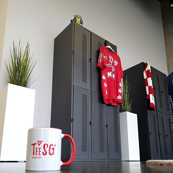 Die „TeeSG“-Tasse ist ein Verkaufshit. Foto: TSG - © TSG