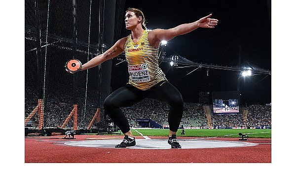 Die Löhner Diskuswerferin Kristin Pudenz ist eine der Medaillenhoffnungen der deutschen Leichtathletik für Olympia 2024 in Paris. - © dpa