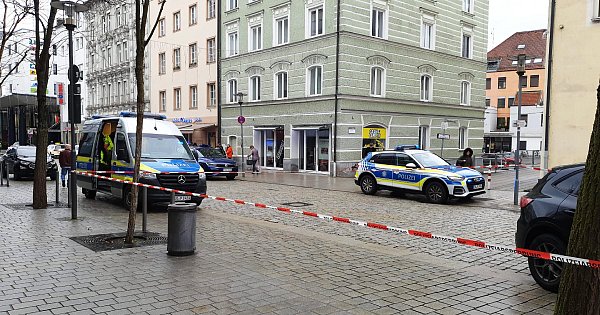 Passau: Mehrere Menschen wurden verletzt, eine Frau getötet. - © -