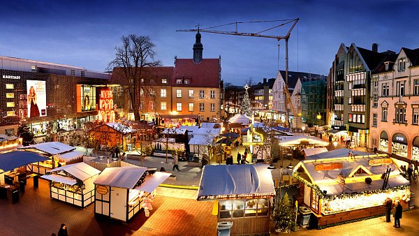Der Gütersloher Weihnachtsmarkt wird auch 2022 wieder wie gewohnt auf dem Berliner Platz stattfinden. - © Andreas Frücht