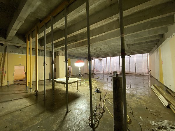 Unter dem zukünftigen NW-Medienzentrum und dem benachbarten H1 und seinem Parkhaus erstreckt sich im zweiten Untergeschoss ein riesiger Atomschutzbunker für rund 1.300 Personen. - © Axel Walker