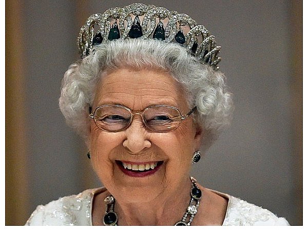 Queen Elizabeth - © dpa