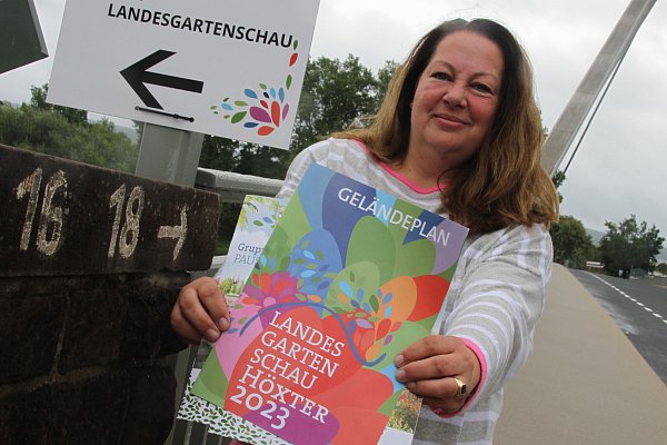 Organisiert die Gruppenreisen für die Landesgartenschau in Höxter: Sabine Mirbach. - © LGS Höxter
