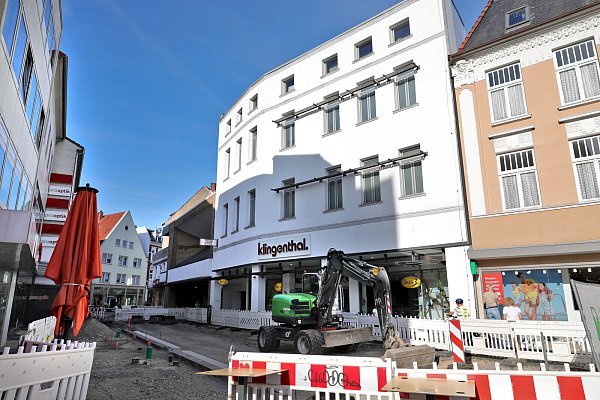 Das Gebäude des Kaufhauses Köhler im Gehrenberg gehört heute zu Klingenthal. - © Frank-Michael Kiel-Steinkamp
