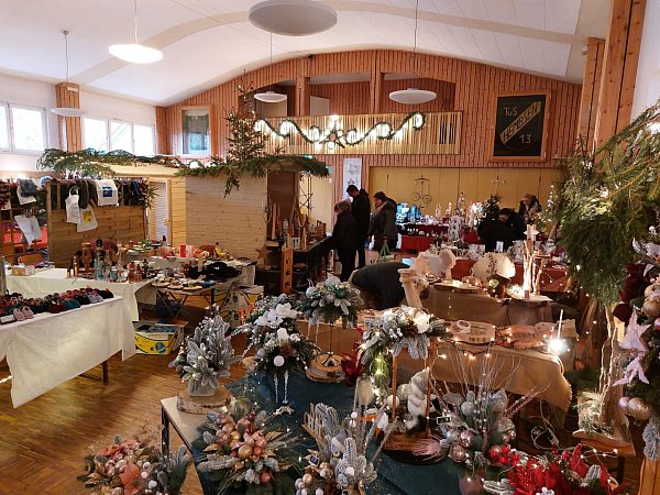 Beim Weihnachtsmarkt gibt es viel entdecken. - © Handwerker- und Bürgerverein Hembsen