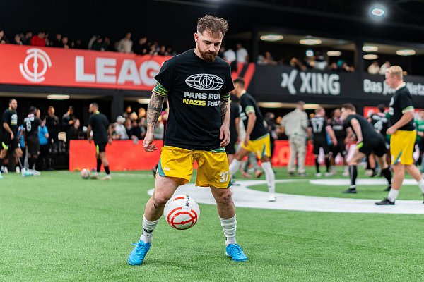 Der ehemalige SCP-Profi Pascal Itter kickt nun in der Baller League und für Suryoye Paderborn. - © picture alliance