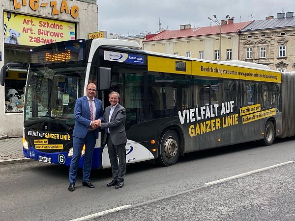 Seit Mitte März sind in Przemysl zwei Gelenkbusse des Padersprinters unterwegs. - © Stadt Przemysl
