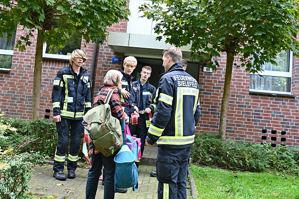 125 Feuerwehrleute und Mitglieder der Hilfsorganisationen waren unterwegs oder im Planungsstab involviert, um die Evakuierung zu ermöglichen. - © BARBARA FRANKE