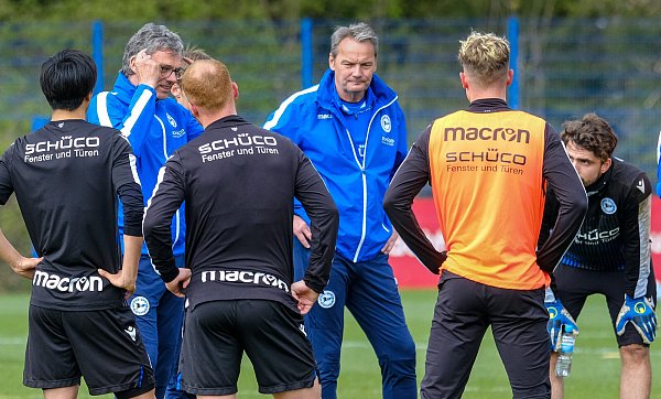 Sollten bei Arminia im Abstiegskampf neue Impulse geben: Michael Henke (l.) und Marco Kostmann. - © Andreas Zobe