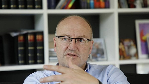 Für die Entscheidung von Michael Esken, das Bürgermeisteramt aufzugeben, hat in Verl für Verständnis, aber auch Kritik gesorgt - © Roland Thöring