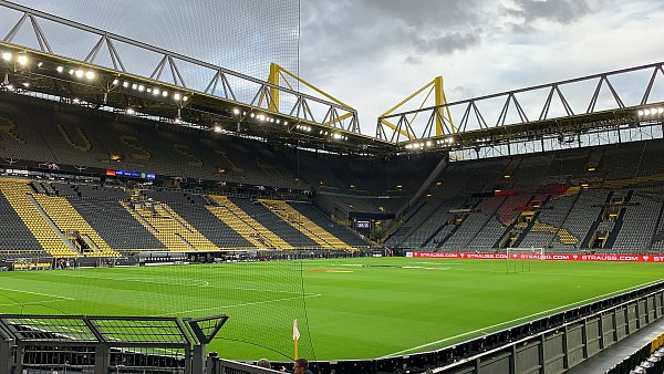 Signal-Iduna-Park in Dortmund. - © imago images/Schüler