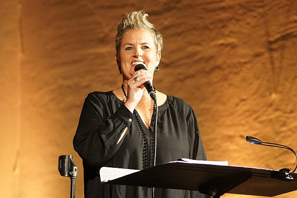 Theopoetin Christina Brudereck hält am Sonntag die Predigt. - © Kirchenkreis Vlotho