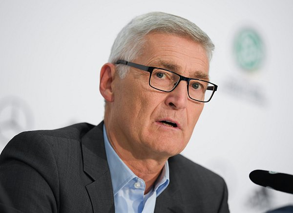 Lutz Michael Fröhlich ist Sportlicher Leiter der Elite-Schiedsrichter beim DFB. - © Arne Dedert