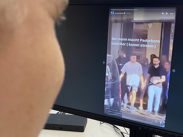 Unter anderem der Paderborner Youtuber "Hamed Loco" verbreitete Aufnahmen des Besuchs von Kylian Mbappé in der Paderborner Innenstadt. - © Marc Schröder