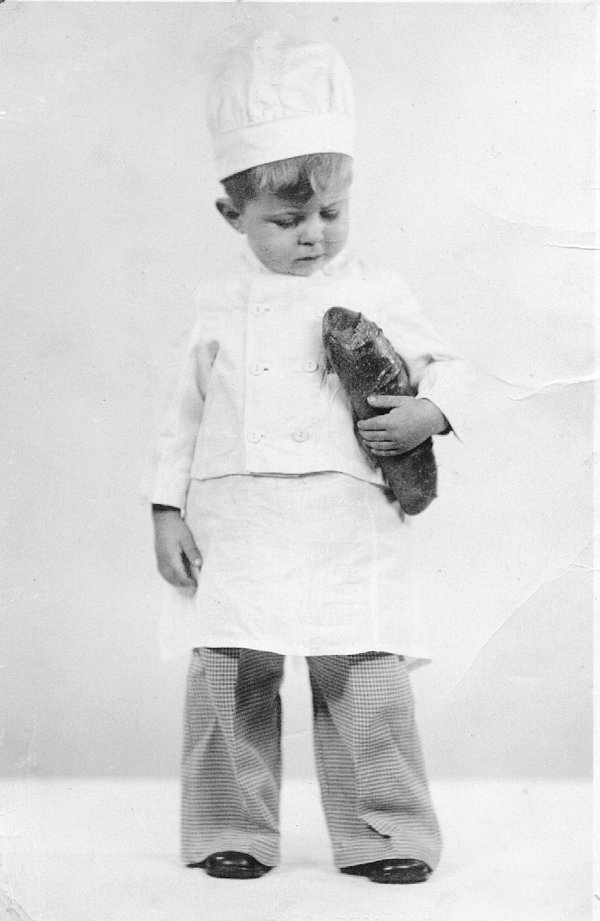 Früh übt sich: Heinz Ludwig Kleine als Kind. - © Privat