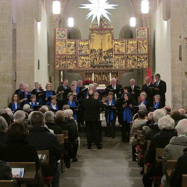 Stimmungsvolle Klänge: Die Sängergemeinschaft Westerenger präsentierte vier Stücke aus ihrem Repertoire. Foto: Carina Cremer