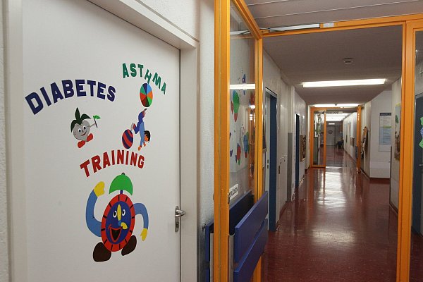 Unmodern: Die bestehende Kinderklinik in Herford genügt nicht mehr den aktuellen Anforderungen. - © Peter Steinert