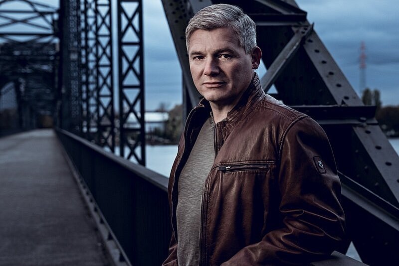 Wir verlosen Karten für die Lesung mit Andreas Winkelmann in Bielefeld