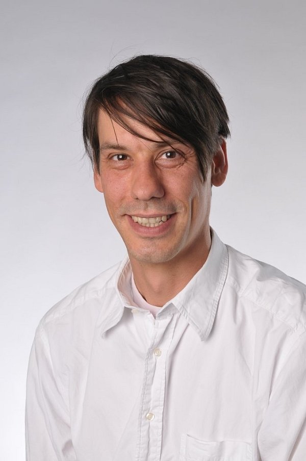 Holger Ziegler, Professor an der Uni Bielefeld, hat die Studie geleitet. - © Uni Bielefeld