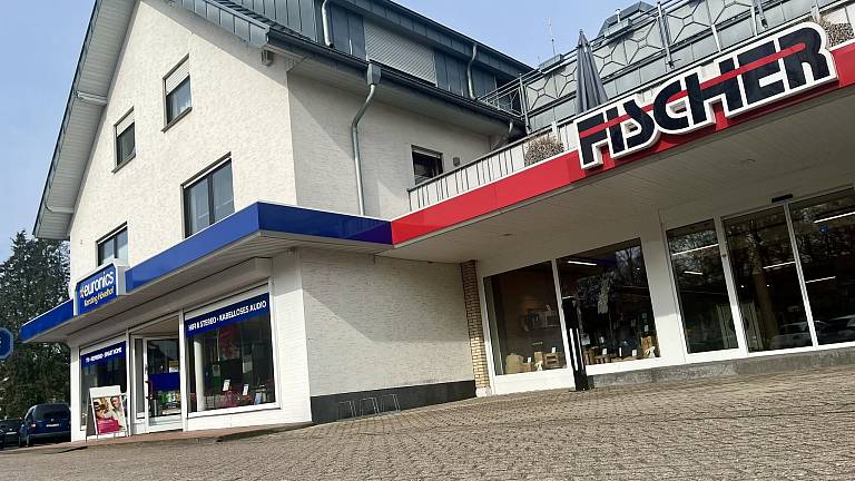 Nachbarbetrieb übernimmt in Hövelhof ElektronikFachgeschäft mit