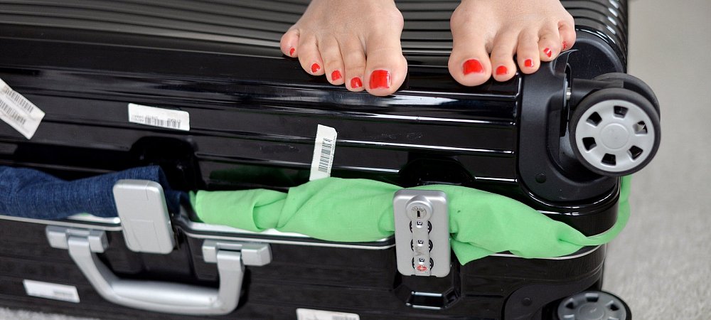 Vorbereitungen: Wenn einer eine Reise tut - dann hat er viel zu beachten. - © picture alliance/reality