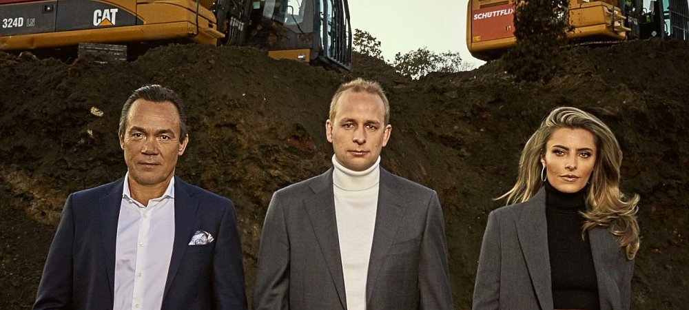 Arbeiten jetzt zusammen: Thomas Hagedorn, Christian Hülsewig und Sophia Thomalla (v.l.). Gemeinsam wollen sie mit Schotter Geld verdienen. Mehr lesen...