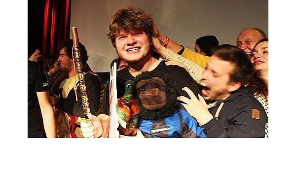 Jan Philipp Zymny ist

Meister im Poetry Slam - © Kultur