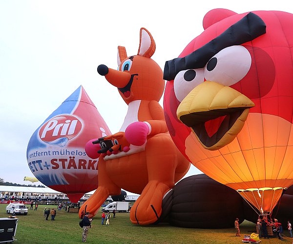 Außergewöhnlich: Ballons in Form eines Kängurus oder eines Angry Bird. - © PR