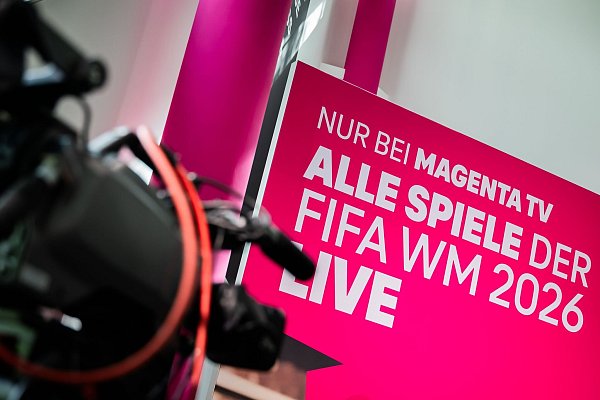MagentaTV hat 44 Spiele exklusiv. - © Christoph Soeder/dpa