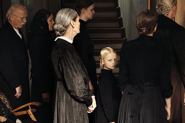 Der deutsche Film «In die Sonne schauen» handelt von vier jungen Frauen, die zu unterschiedlichen Zeiten auf einem Bauernhof in der Altmark leben. (Archivbild) - © Hanna Heckt/Studio Zentral/dpa