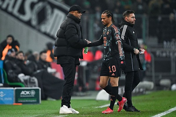 Glücklos in Gladbach: Leroy Sané Verbleib wird als nicht so entscheidend eingestuft - © Federico Gambarini/dpa