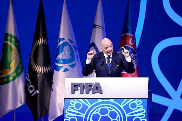 FIFA-Chef Gianni Infantino bei seiner Rede vor dem Kongress des Weltverbandes. - © Fernando Calistro/AP/dpa
