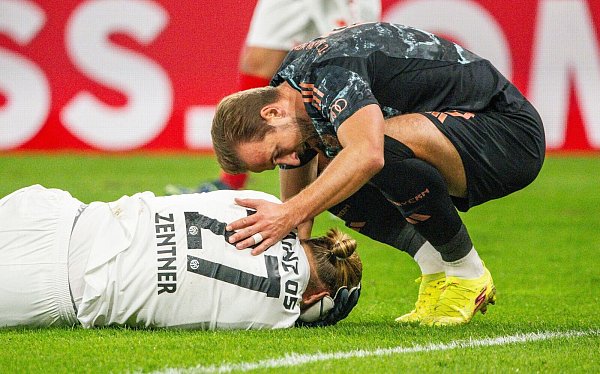 Mainz-Torwart Zentner verhinderte gegen Bayern München eine noch höhere Niederlage. - © Torsten Silz/dpa