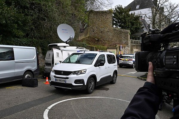 Der angeklagte ehemalige Chirurg hatte viele der ihm angelasteten Taten gestanden. - © Damien Meyer/AFP/dpa