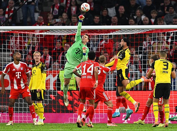 Am Ende wurde es für den FC Bayern doch nochmal eng. - © Sven Hoppe/dpa