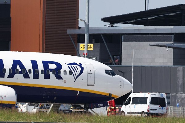 Ein Fehlalarm war der Grund für die Evakuierung des Ryanair-Fliegers auf Mallorca. (Archivfoto) - © Virginie Lefour/Belga/dpa