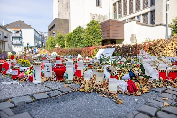 Nach dem Anschlag in Solingen gab es eine neue Debatte über Messer-Gewalt (Archivbild). - © Thomas Banneyer/dpa